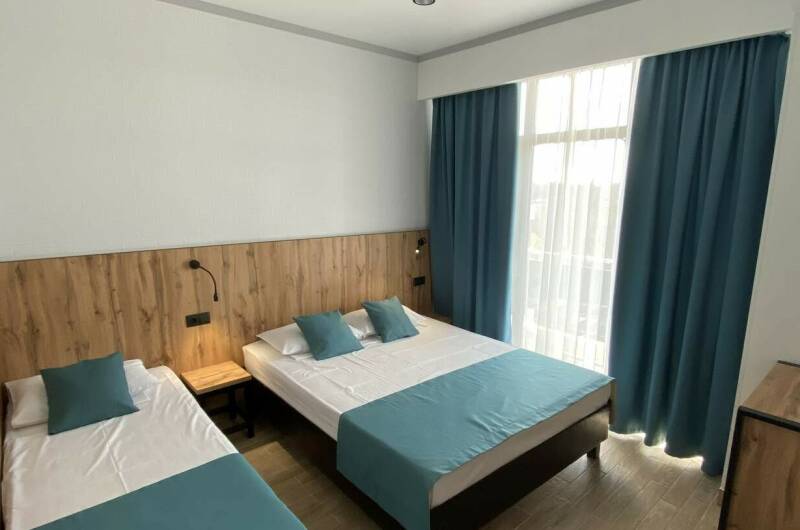 Люкс 2-х комнатный с диваном