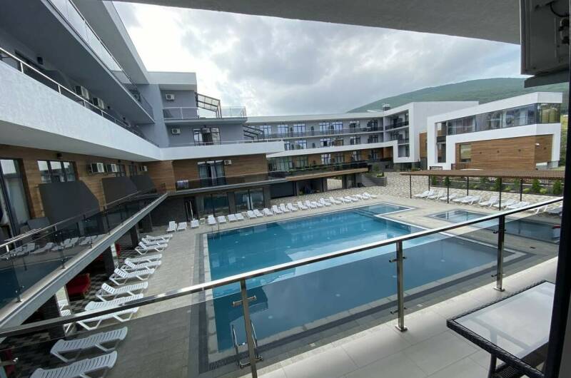 Люкс 3-х комнатный с кухней