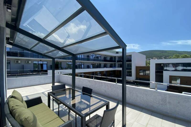 Люкс 2-х комнатный с большой террасой