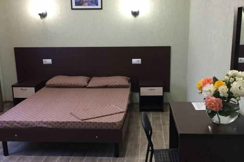 Четырехместный двухкомнатный номер с кухней