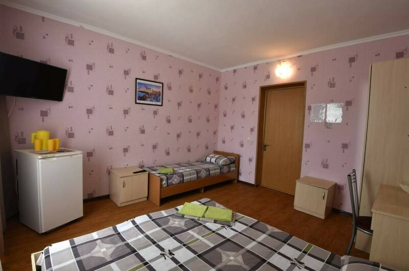 Трехместный номер «эконом»