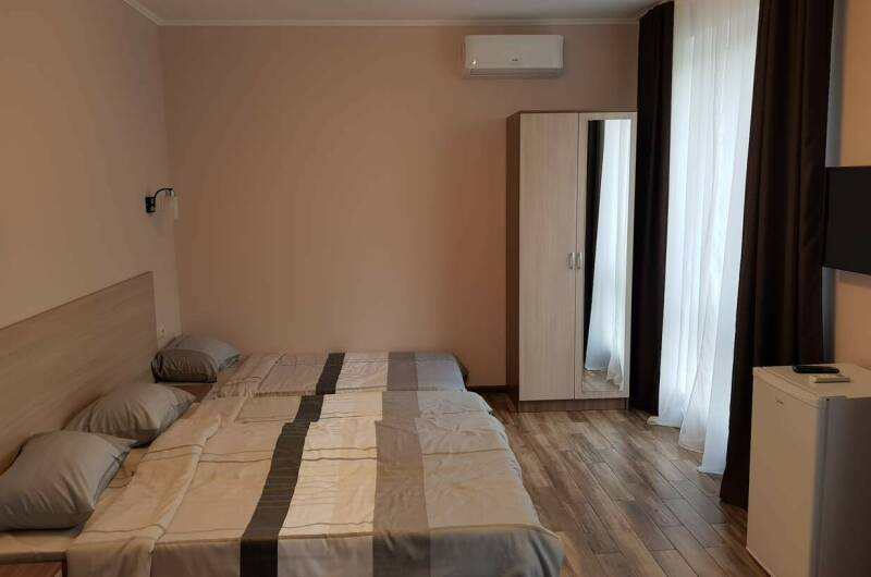 2х-3х местный 18 м² № 1 окно во внутренний двор