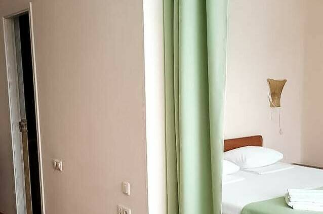 Номер «Южный полулюкс» (2 и 3 этаж)