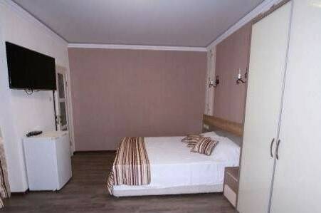 № 2 «Люкс» (1 комн), 4х местн, без балкона