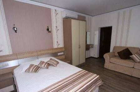 № 2 «Люкс» (1 комн), 4х местн, без балкона