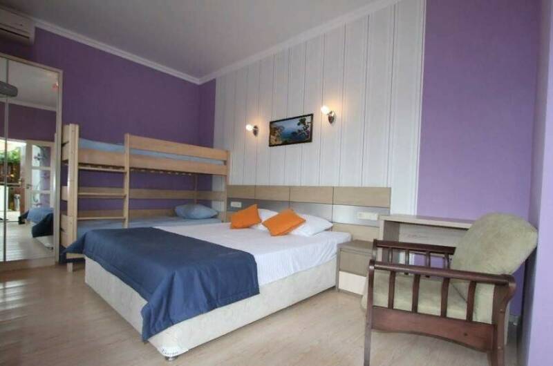 № 4−6 — Люкс 1 комн с балконом, 4х местн, 2 этаж