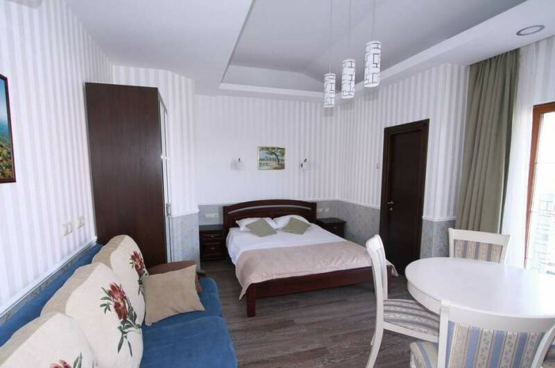 № 8 — Студио, 1 комн, 4х местн, 3 эт