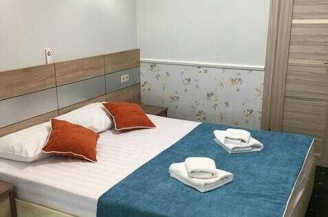 № 12 — Апартам. (2х комнатные) 6ти +2 дет. 1 эт