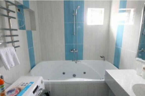 № 16 — Апартам с джакузи, 2х комн. 6ти мест, 3 эт