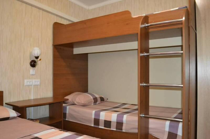 Комната № 3 вместимостью до 4-х чел