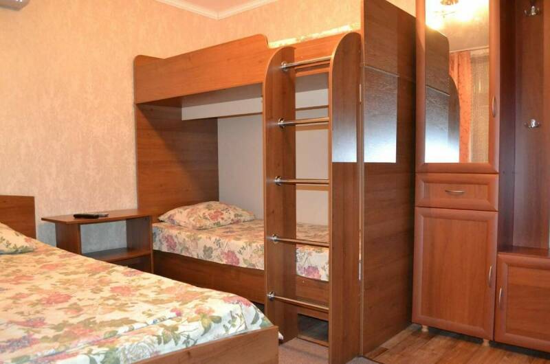 Комната № 4 вместимостью до 4-х чел