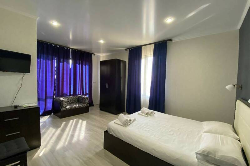 «Стандарт» 2-х местный с выходом на общий балкон