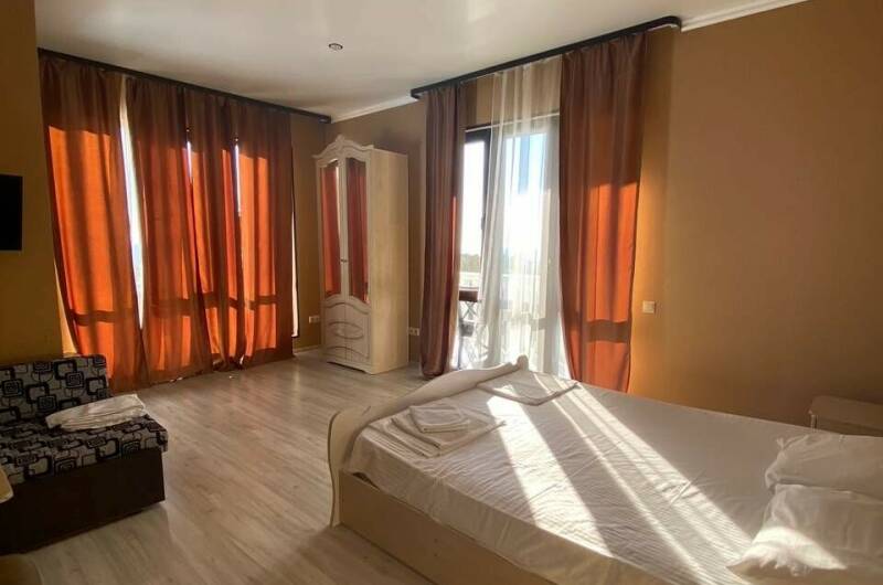 Улучшенный 2-х местный номер с балконом