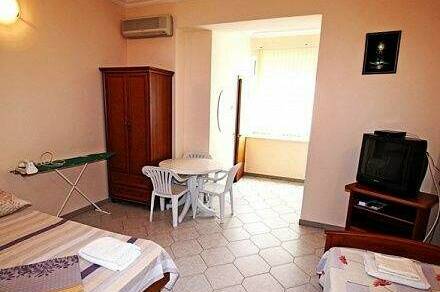 Номер на море на 2ом этаже с кухней в номере