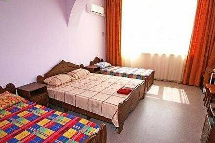 Номер с удобствами на втором этаже с видом на море