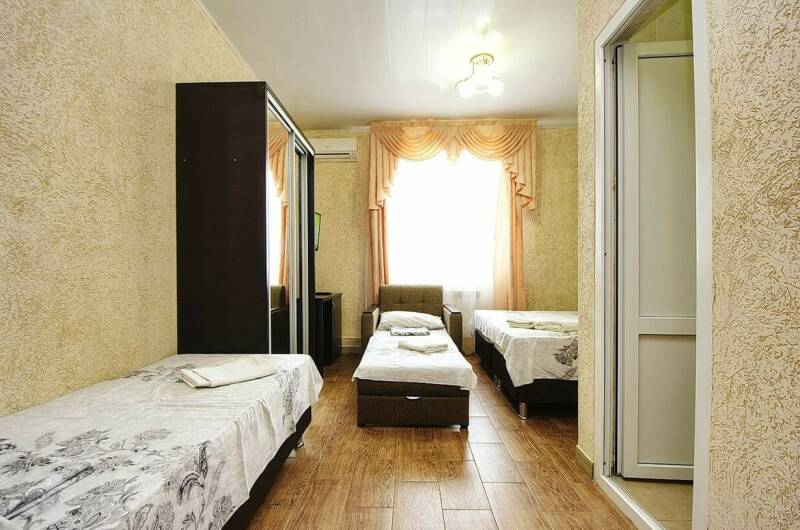 Полулюкс 4-х местный