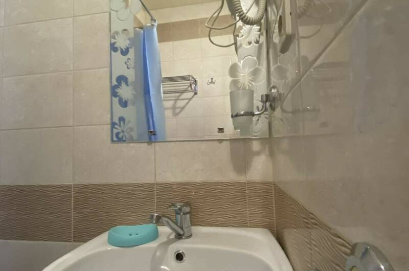 Номер 5 местный с видом на горы на 4-ом этаже