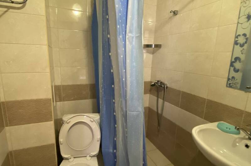 Номер 5 местный с видом на горы на 4-ом этаже