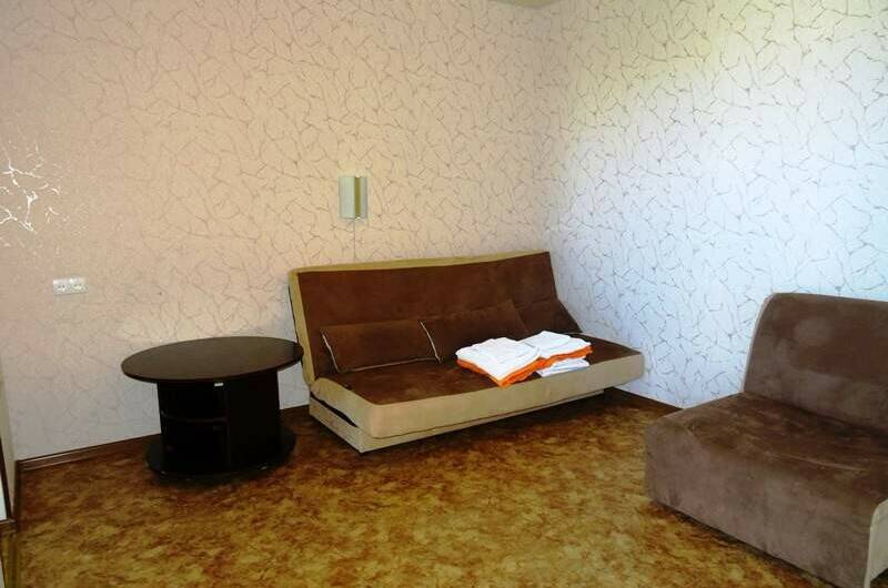 2-х комнатный 5-местный с видом на море с кухней