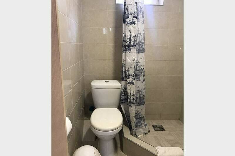 Двухуровневый номер без вида на море