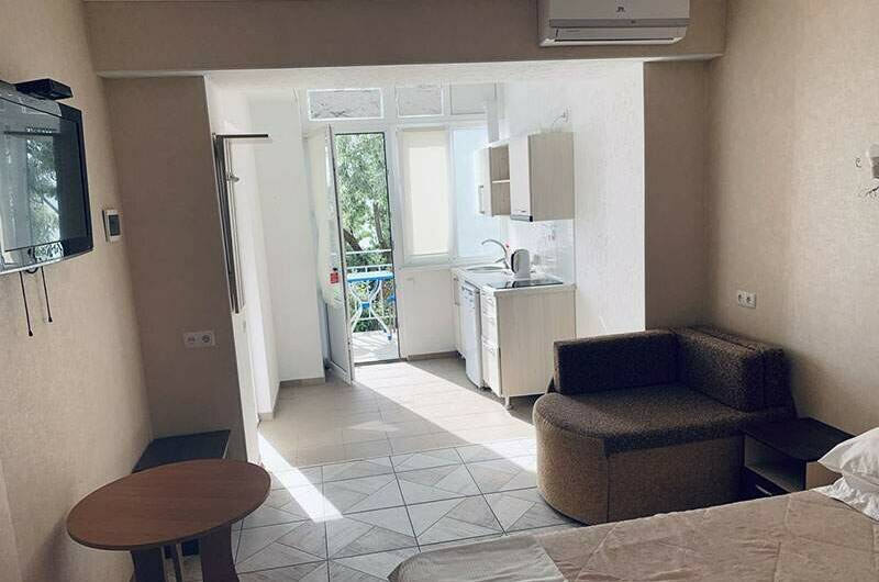 «Стандарт» 3-х местный с кухней с видом на море