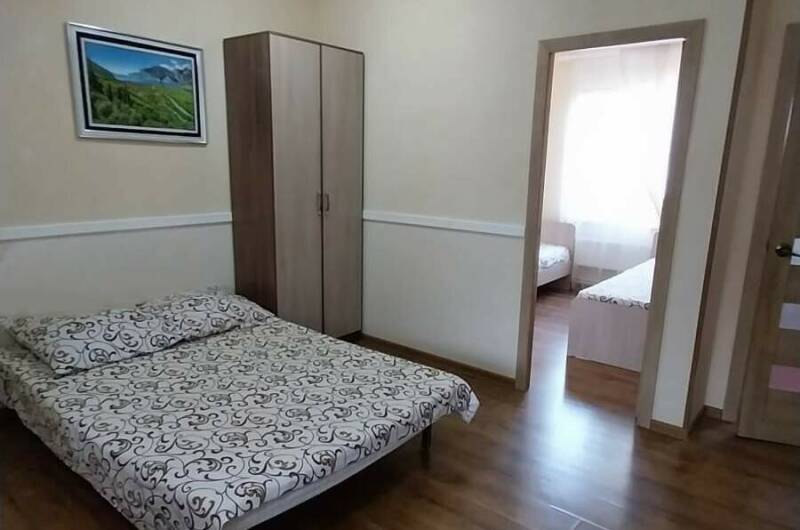 Улучшенный двухкомнатный семейный номер