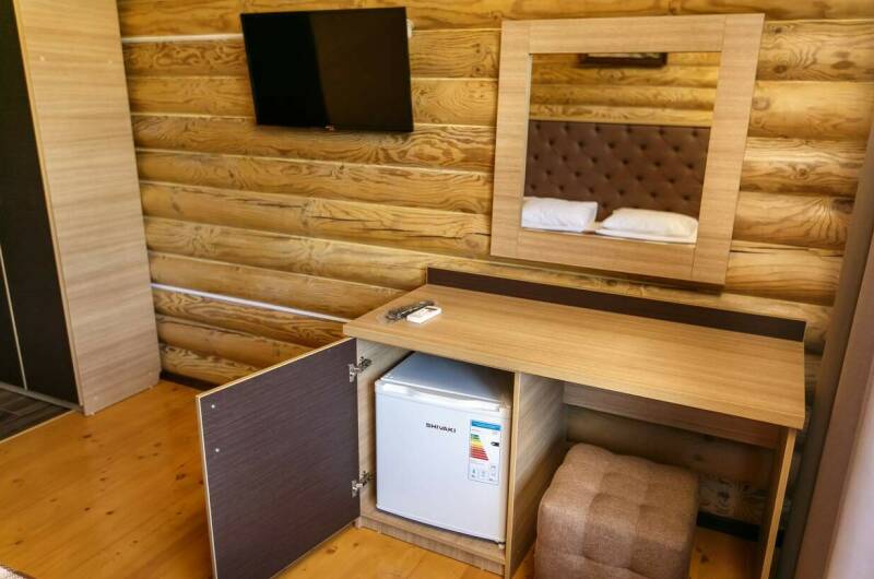 Трёхместный номер с балконом