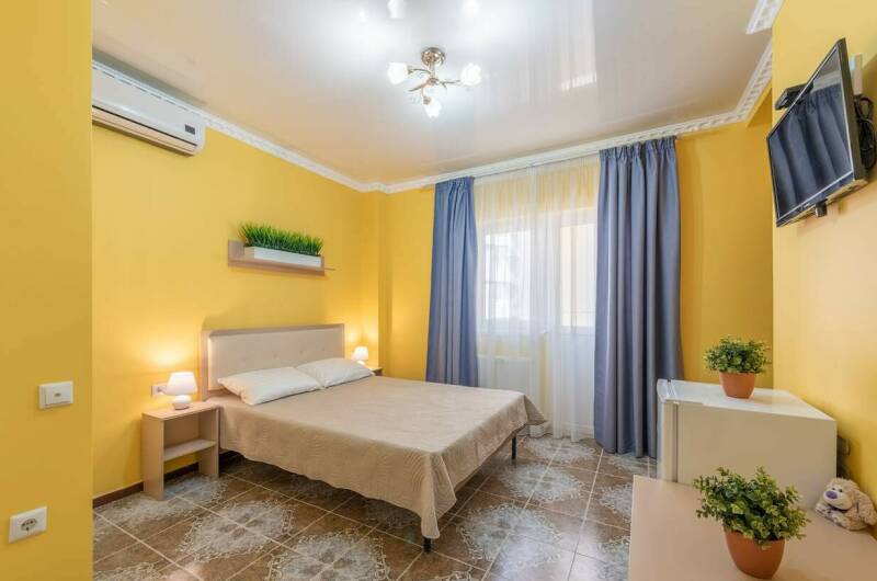 Двухместный второй этаж, с балконом