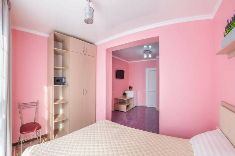 Трехместный первый этаж, без балкона