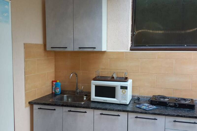 «Шестиместный с удобствами и кухней»