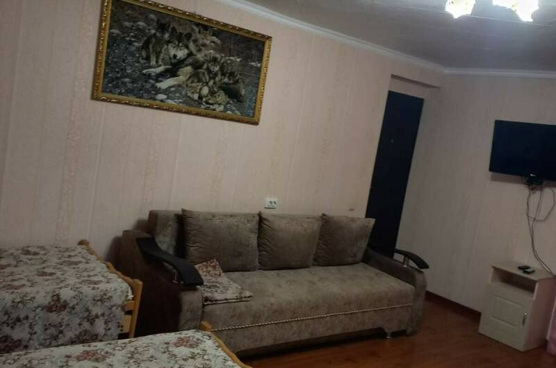 «Шестиместный с удобствами и кухней»