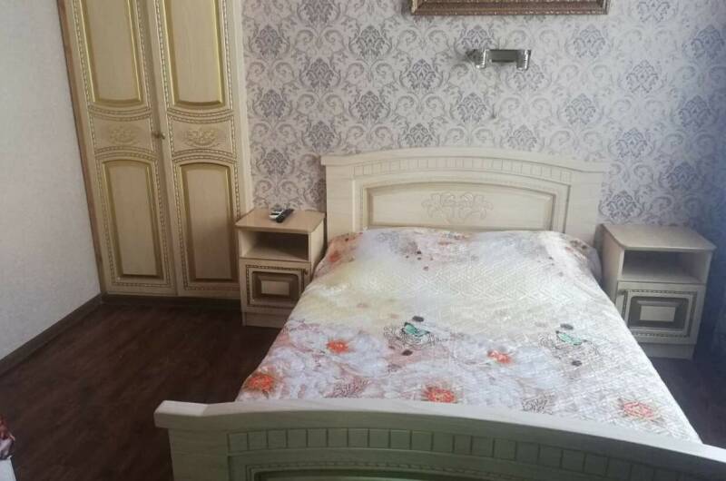 «Двухкомнатный с кухней»