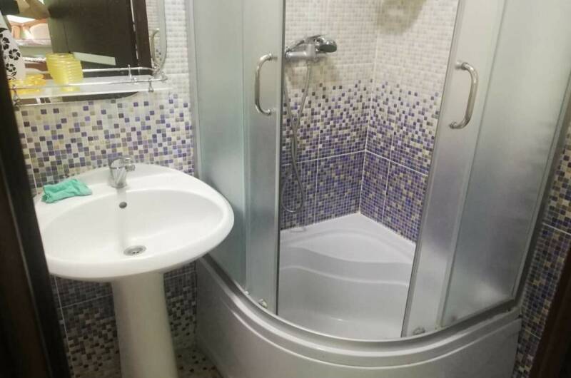 «Двухкомнатный с кухней»