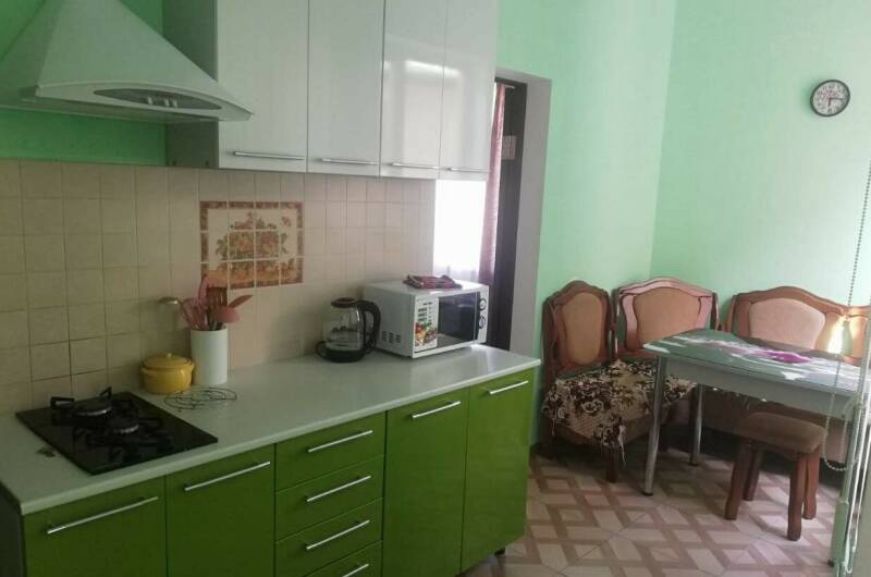 «Двухкомнатный с кухней»