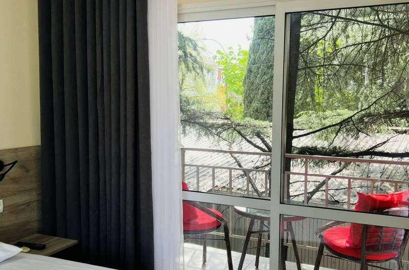 Двухместный номер с двухспальной кроватью