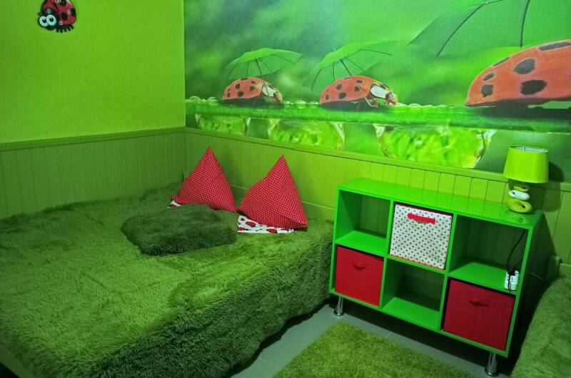 Эконом трехместный