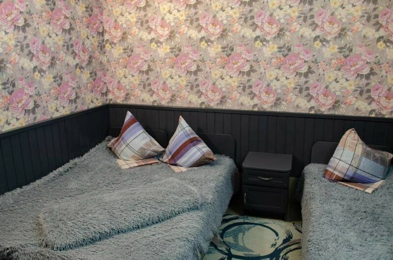 Эконом трехместный