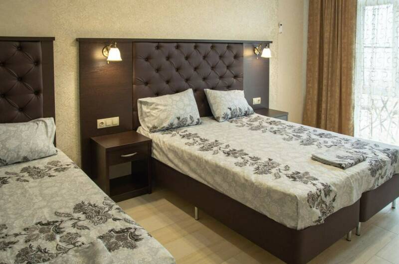 «Полу-люкс 2-х местный»