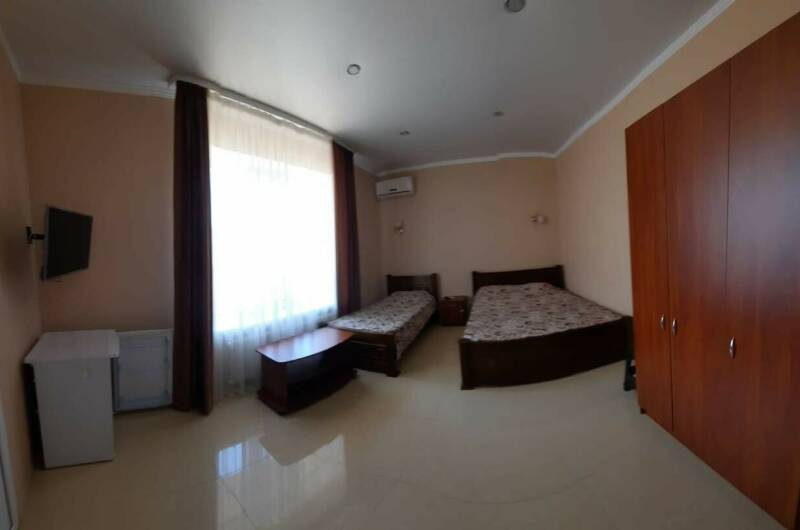 Трёхместный «Полулюкс»