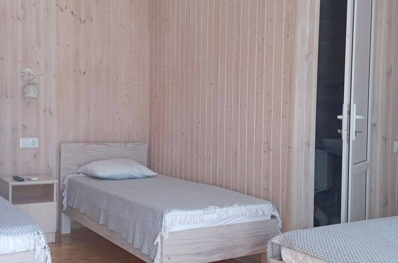 4х-местный номер с общим балконом