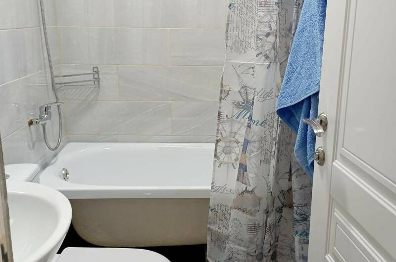 4х местный номер с видом на горы и море