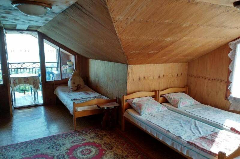 4-х местный номер-мансандра с видом на море