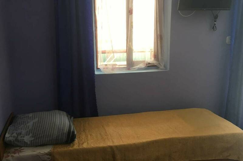 Четырехместный номер на первом этаже