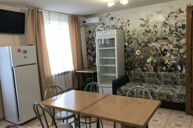 Апартаменты 3 комнатные с кухней