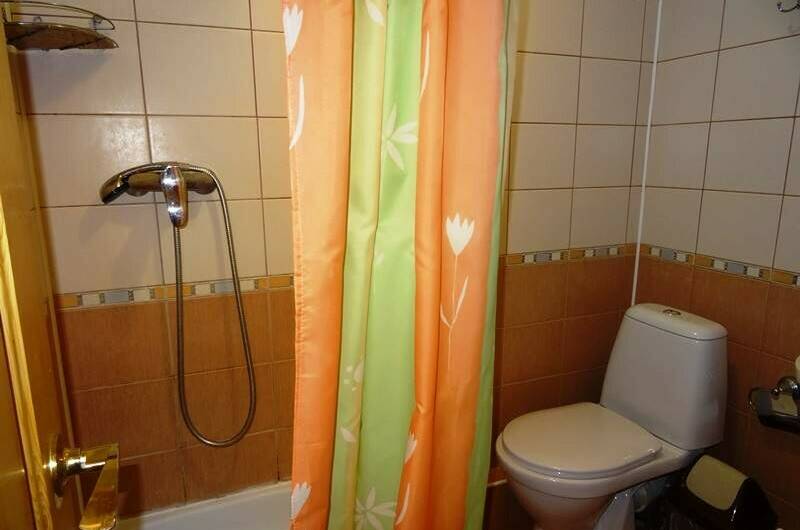 Четырехместный номер с удобствами с кондиционером