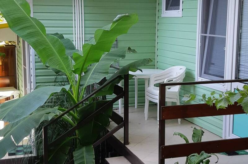 Стандарт три места