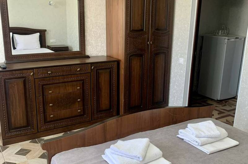 Двухкомнатный номер «Люкс» на 5 человек