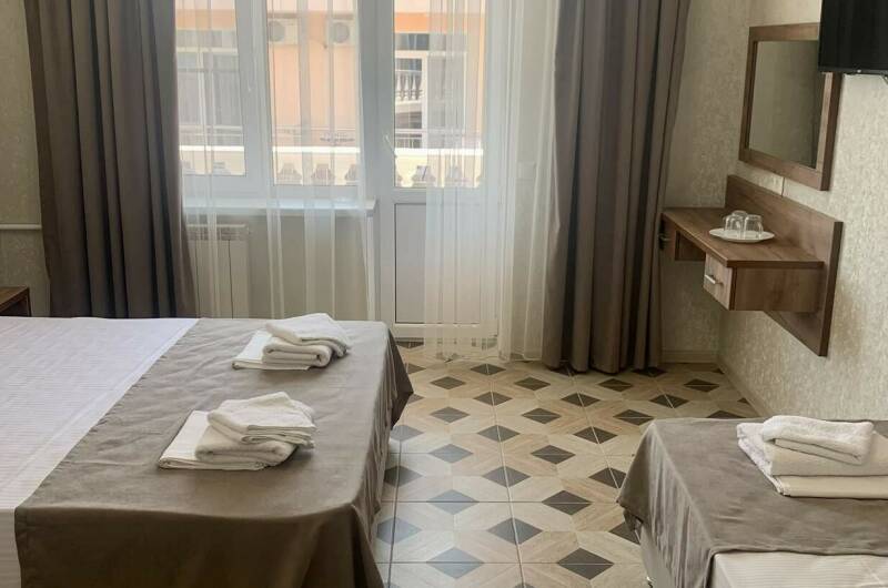 Трехместный номер «Полулюкс»