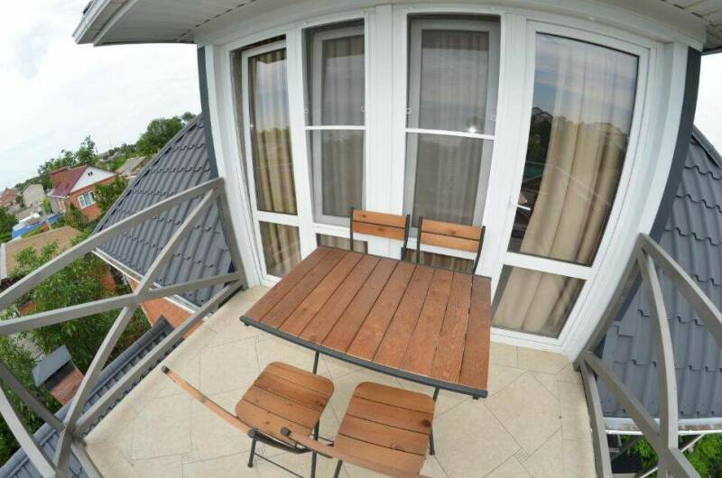 Семейный номер с балконом