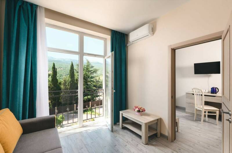 Двухкомнатный «Семейный» с диваном